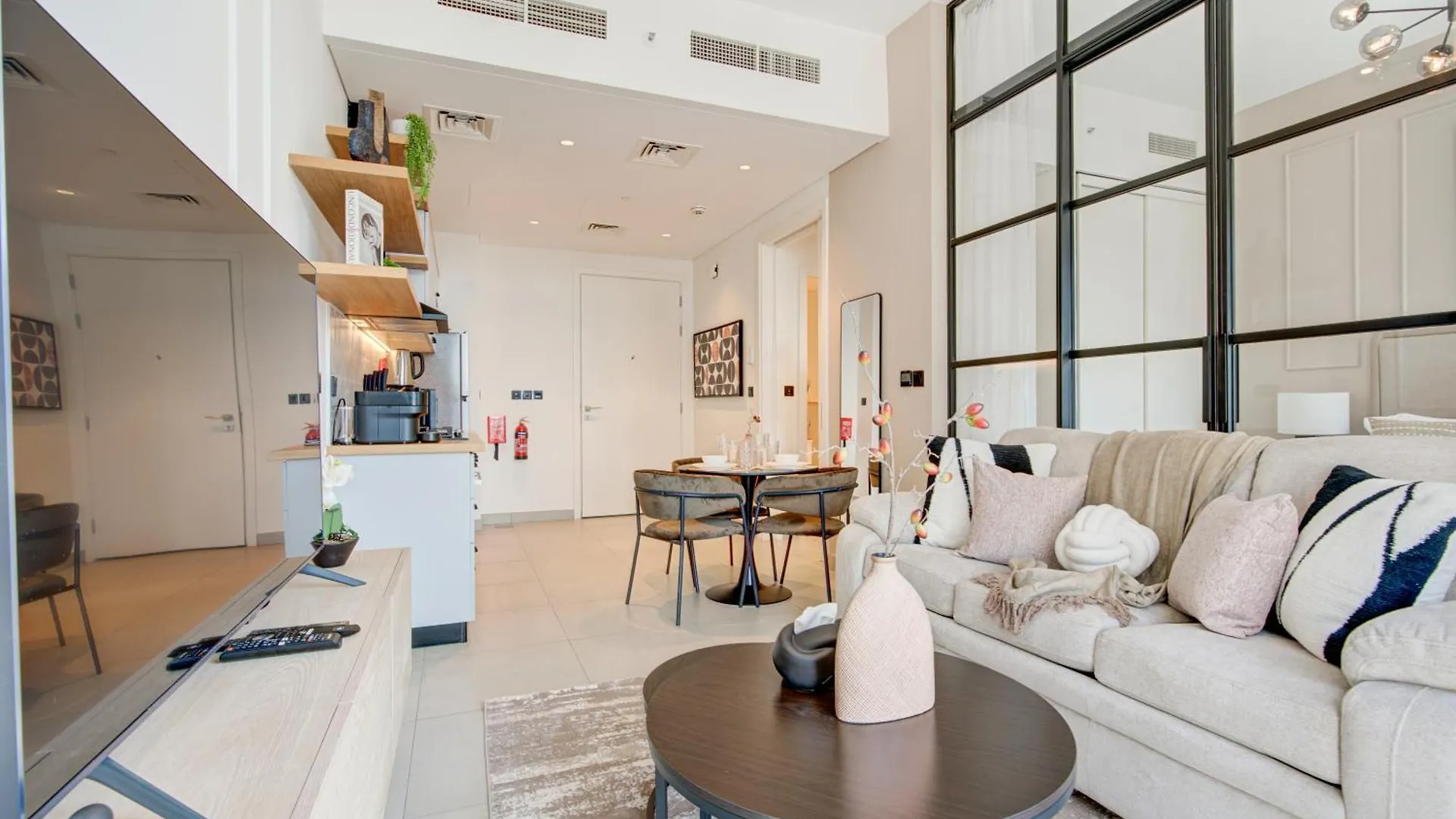 Trophy - Contemporary Living At Dubai Hills Socio Tower Apartment 0*,  United Arab Emirates