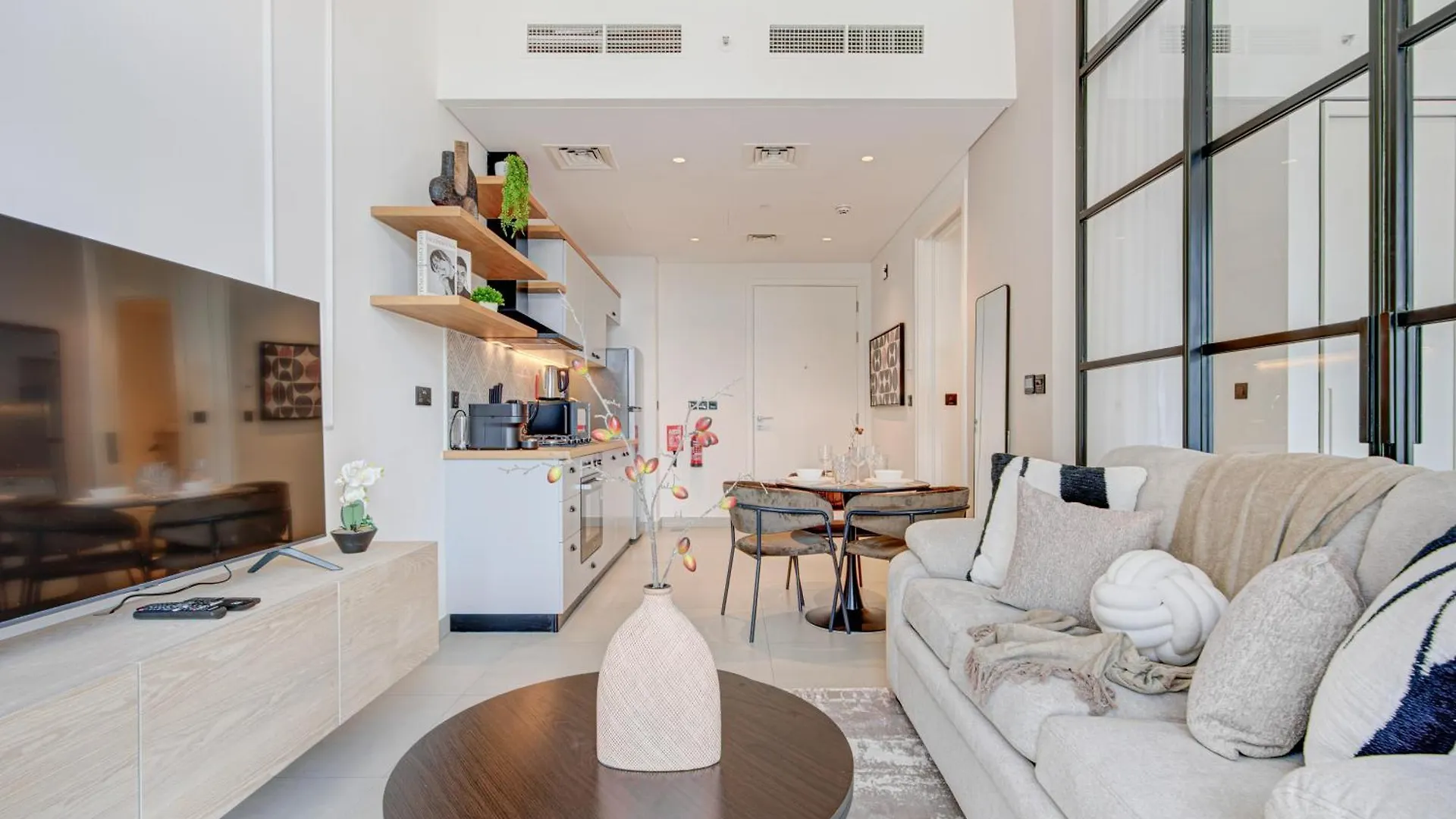 Trophy - Contemporary Living At Dubai Hills Socio Tower Apartment 0*,