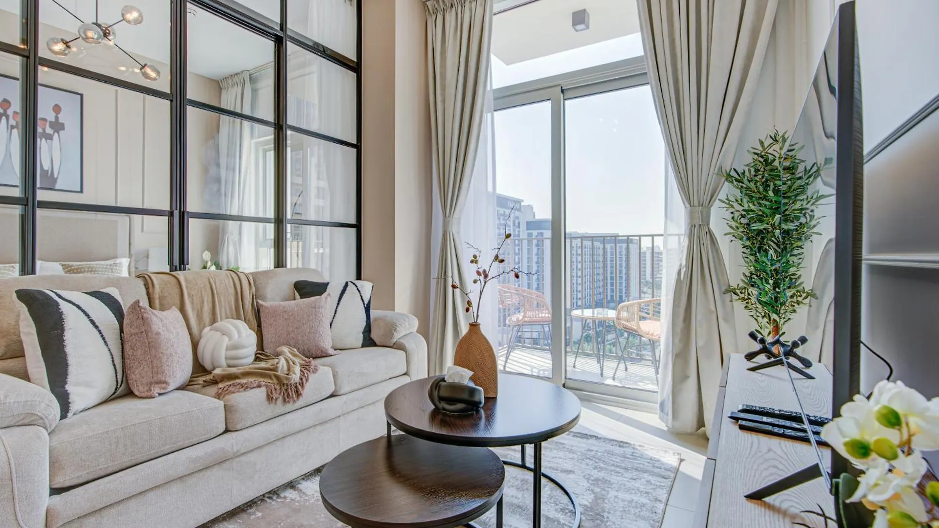 Trophy - Contemporary Living At Dubai Hills Socio Tower Apartment